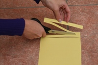 Zig zag paper streamers Zig zag paper streamers